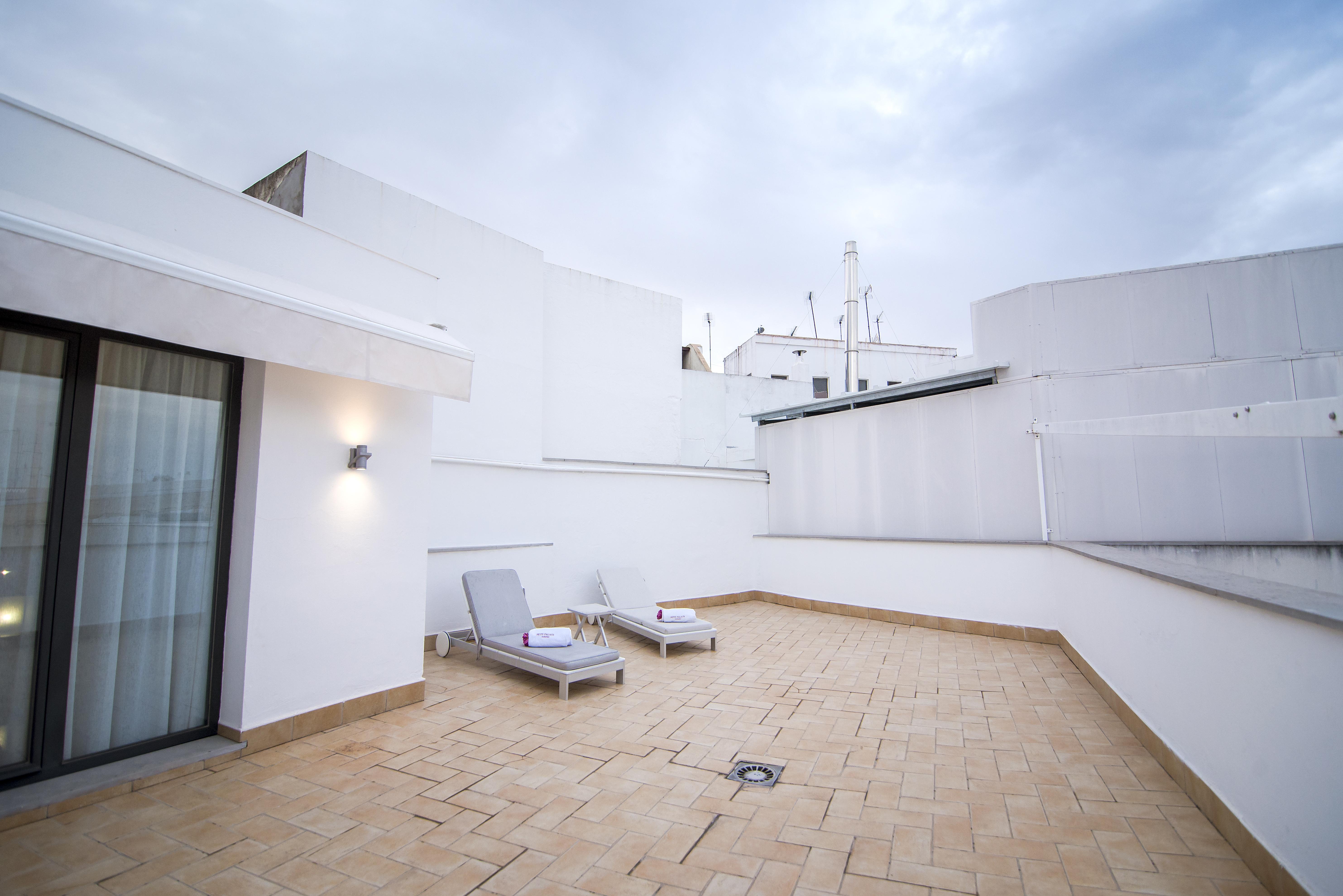 Petit Palace Marques Santa Ana Seville Exterior photo